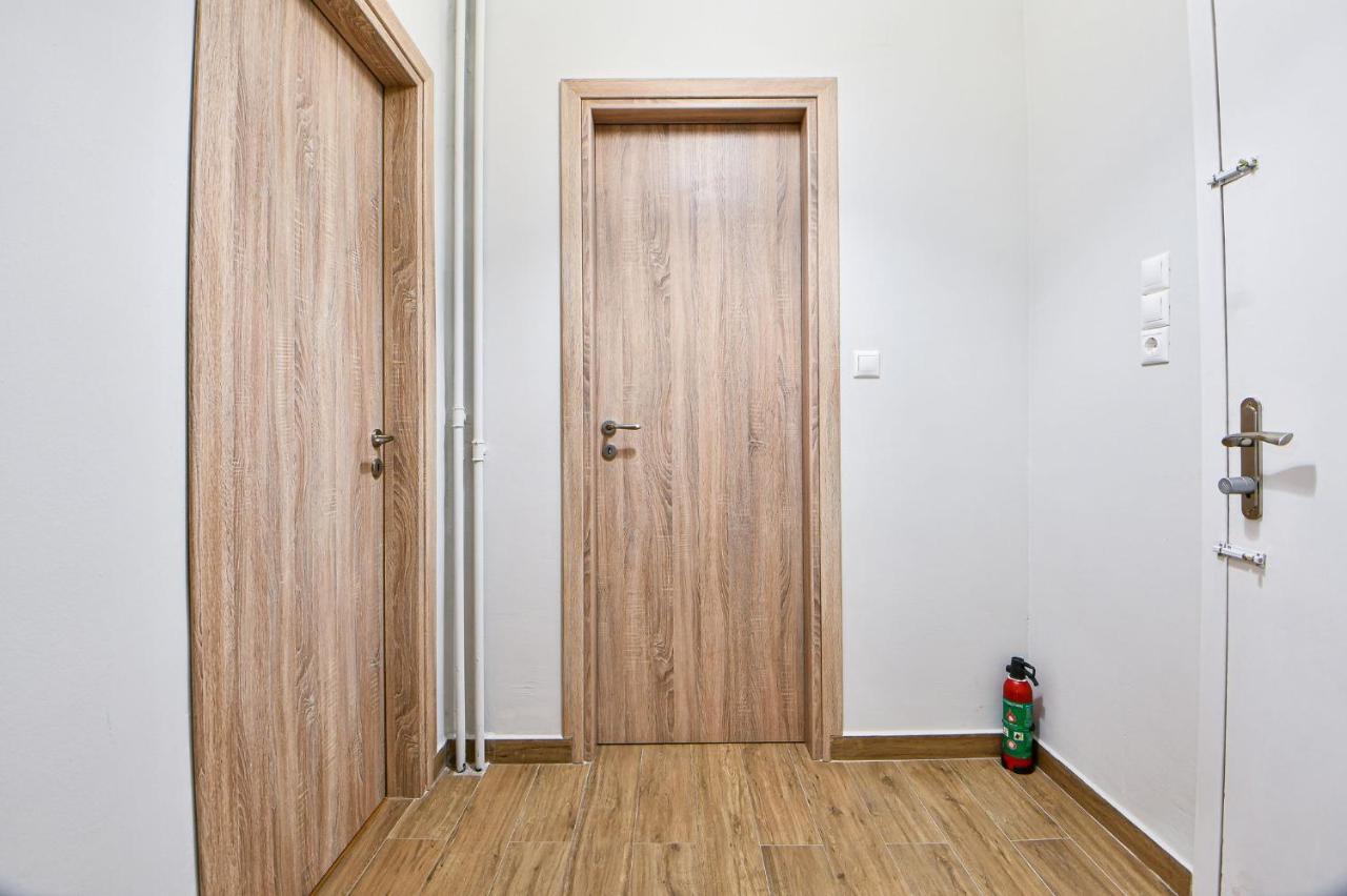 Serene N Modern Renovated Flat 雅典 外观 照片